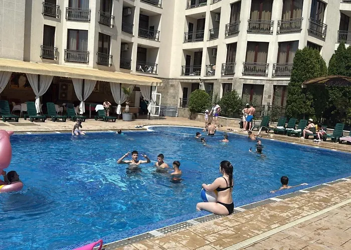 15 Sea Grace アパート *